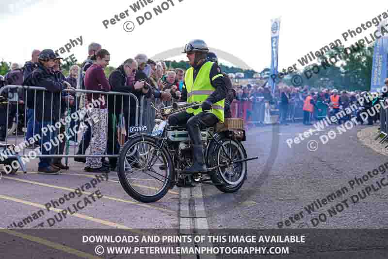 Vintage motorcycle club;eventdigitalimages;no limits trackdays;peter wileman photography;vintage motocycles;vmcc banbury run photographs